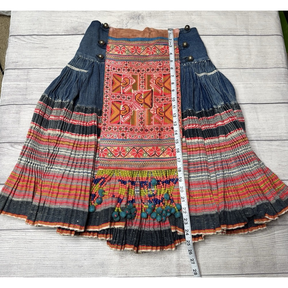 Beautiful Handmade Embroidered Hmong Pleated Multicolor Skirt 30" Minority Tribe - Picture 6 of 8